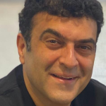آرش گلستانه