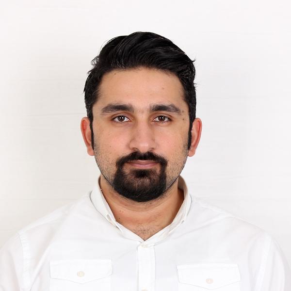 پویا مشکدار