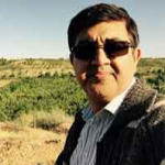 حمید آموزگار